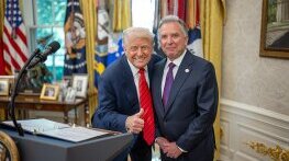 Относно: Стив Уиткоф