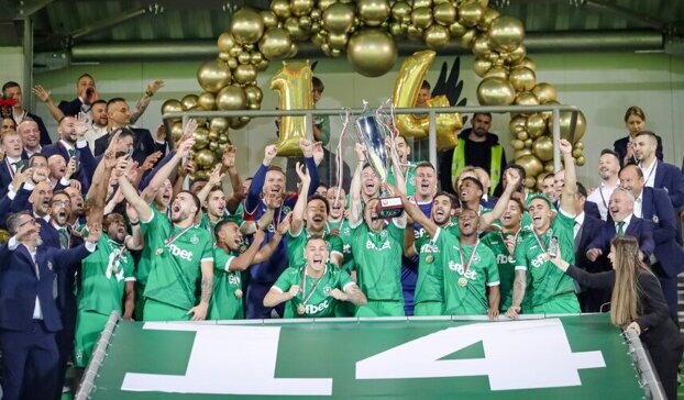 Зелена хегемония, сини дългове и червени надежди