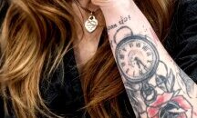 Притиснати в центъра