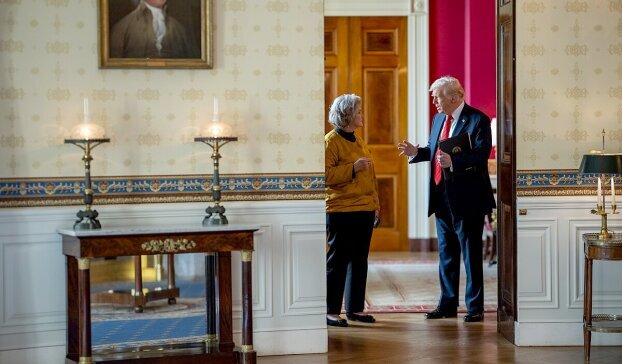 Относно: Сузи Уайлс