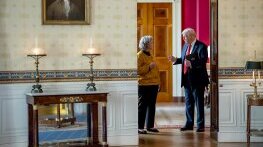 Относно: Сузи Уайлс