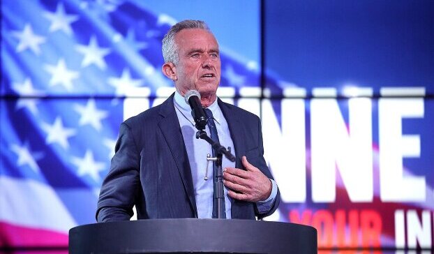 Относно: Робърт Ф. Кенеди-младши